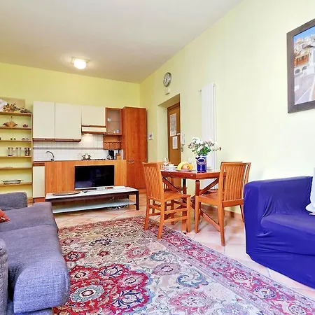 罗马利贝拉公寓 * 罗马